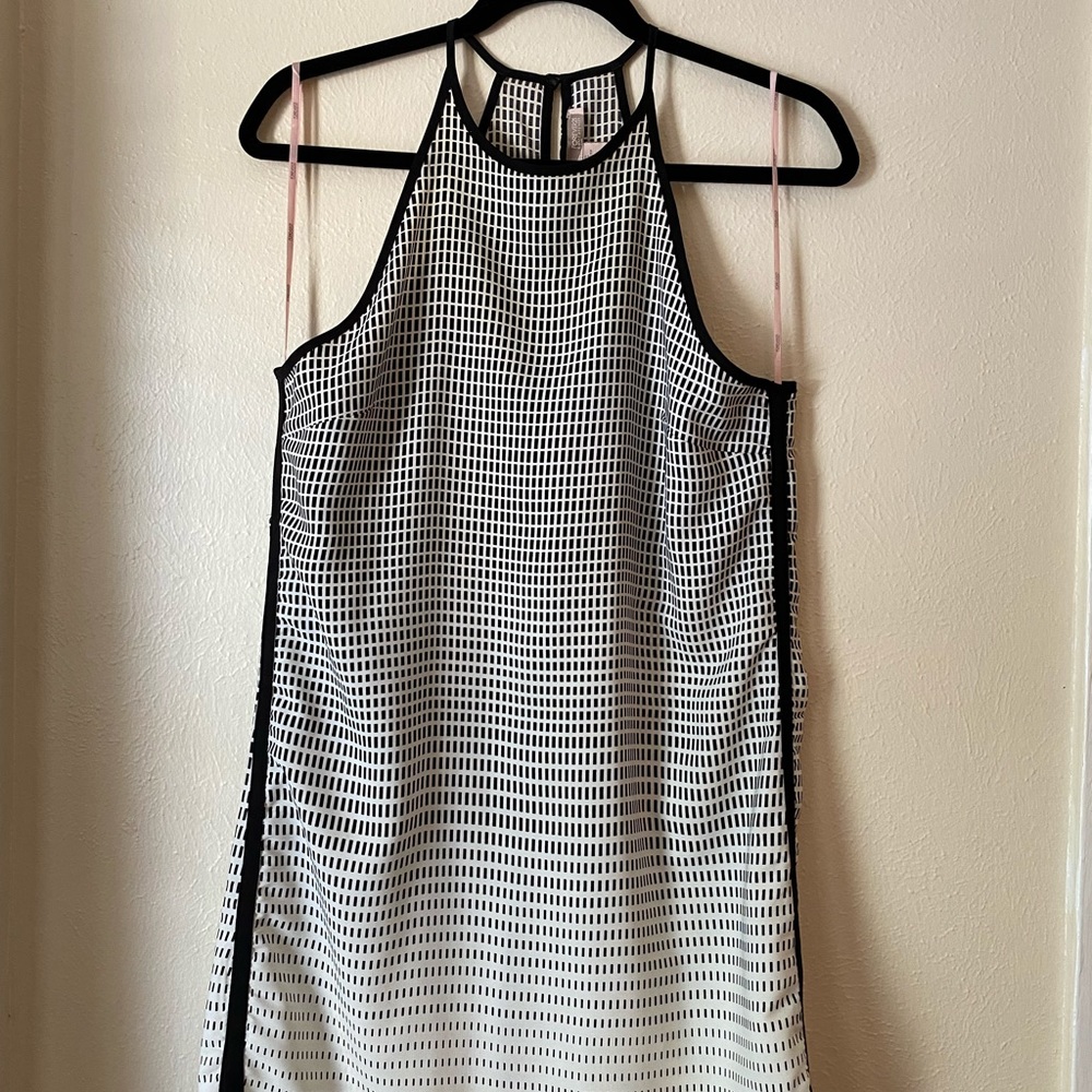 Forever 21 Black & White Shift Dress